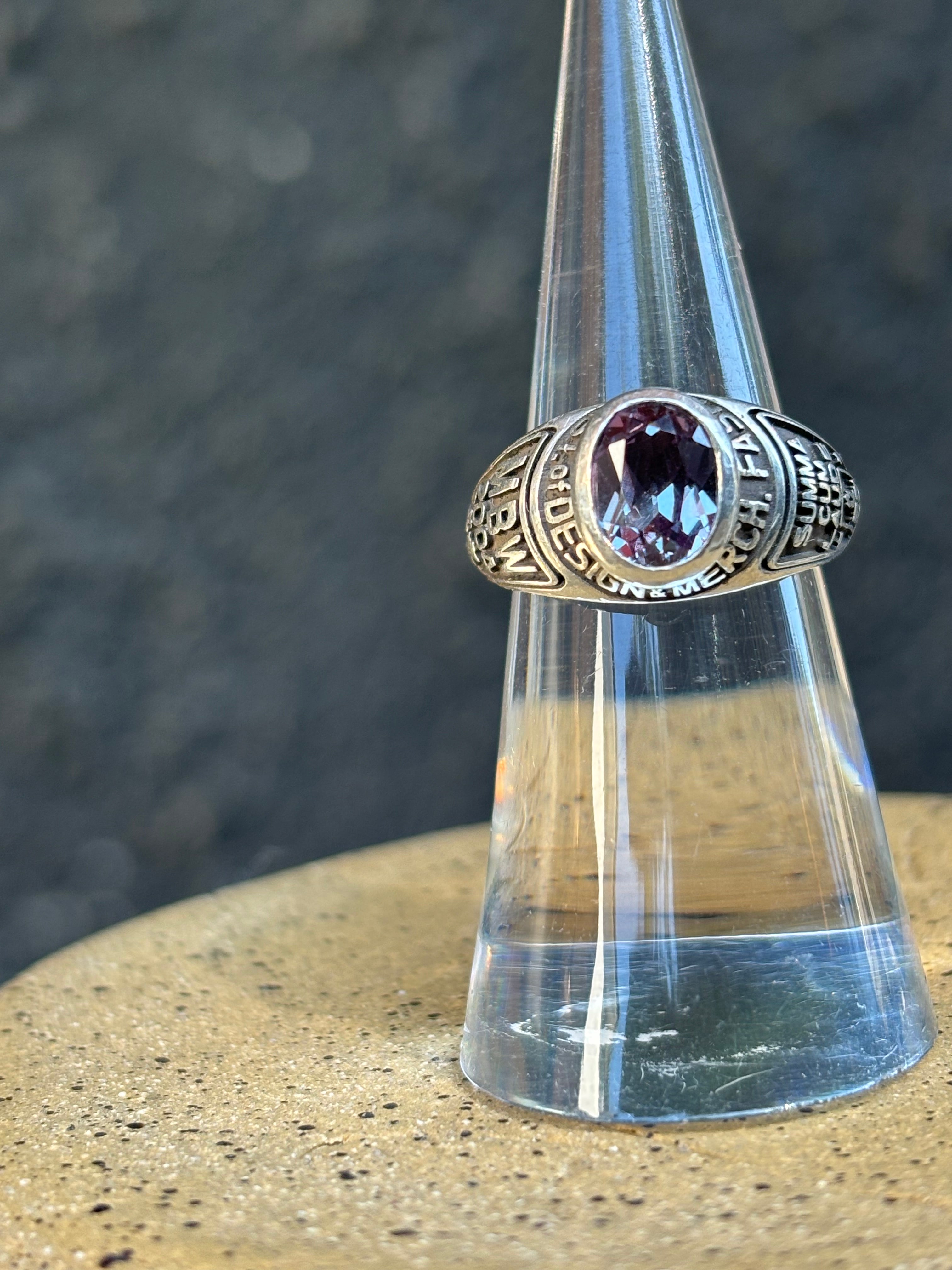 custom class ring, class ring, modern class ring