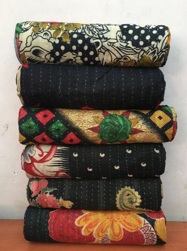 handmade kantha, vintage kantha, vintage kantha quilt, summer quilt, summer blanket, sari coverlet, sari throw, indian throw, bohemian bedspread